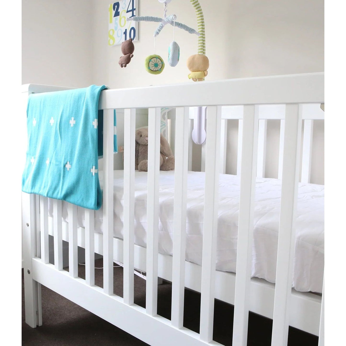 Brolly Sheets Quilted Cot Protector