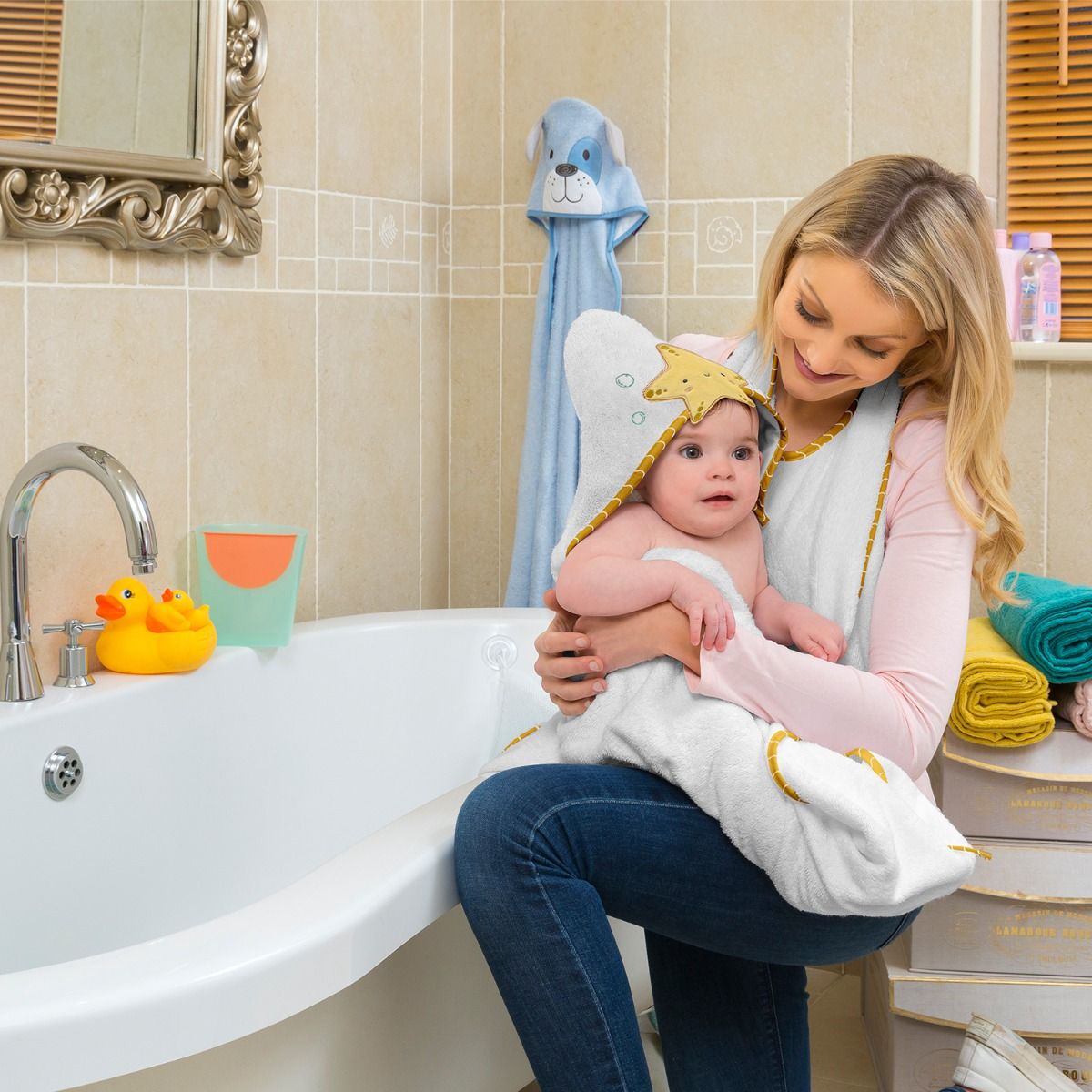 ClevaMama Bamboo Extra Large Apron Baby Bath Towel