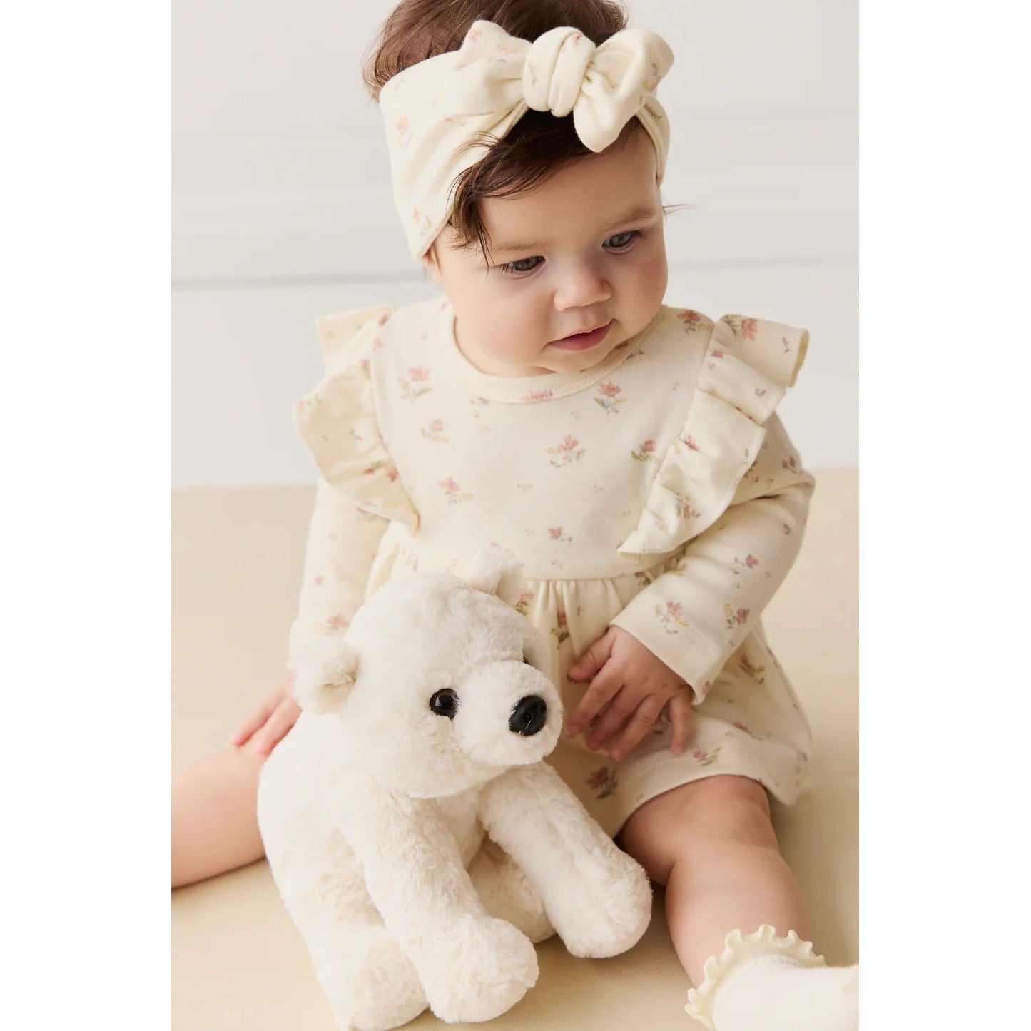 Snuggle Bunnies - Parker The Polar Bear