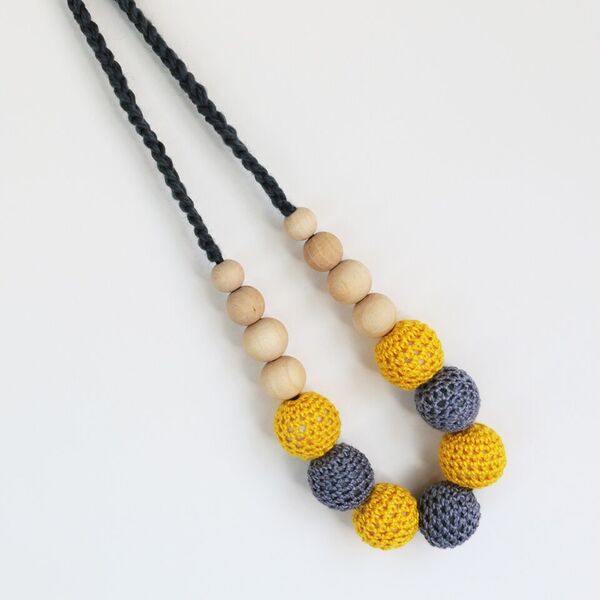 nil. Wooden Teething Necklace