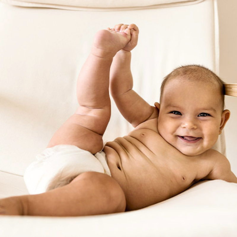 A guide to choosing and using reusable cloth nappies for babies