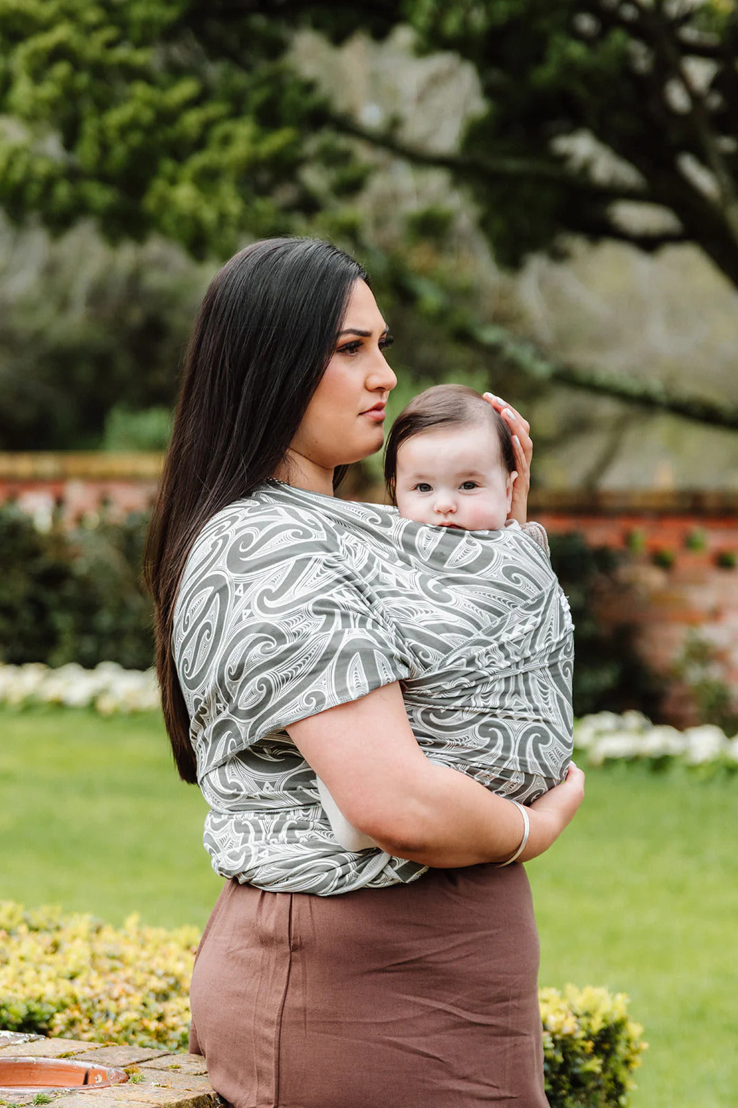 Hiwa & Awa Co Okooko Pēpi Baby Wrap Carrier