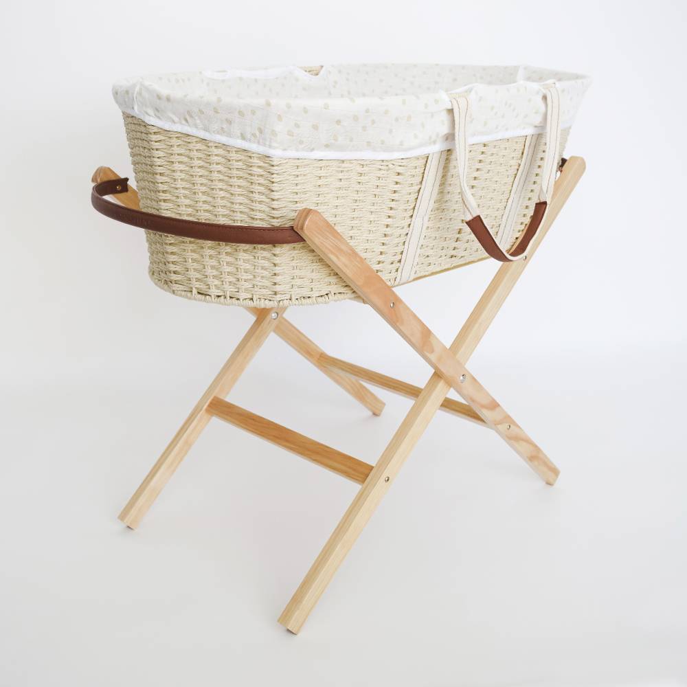 Nestling Moses Basket