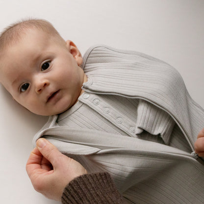 Woolbabe Organic Cotton/Merino Fitted Zip Swaddle
