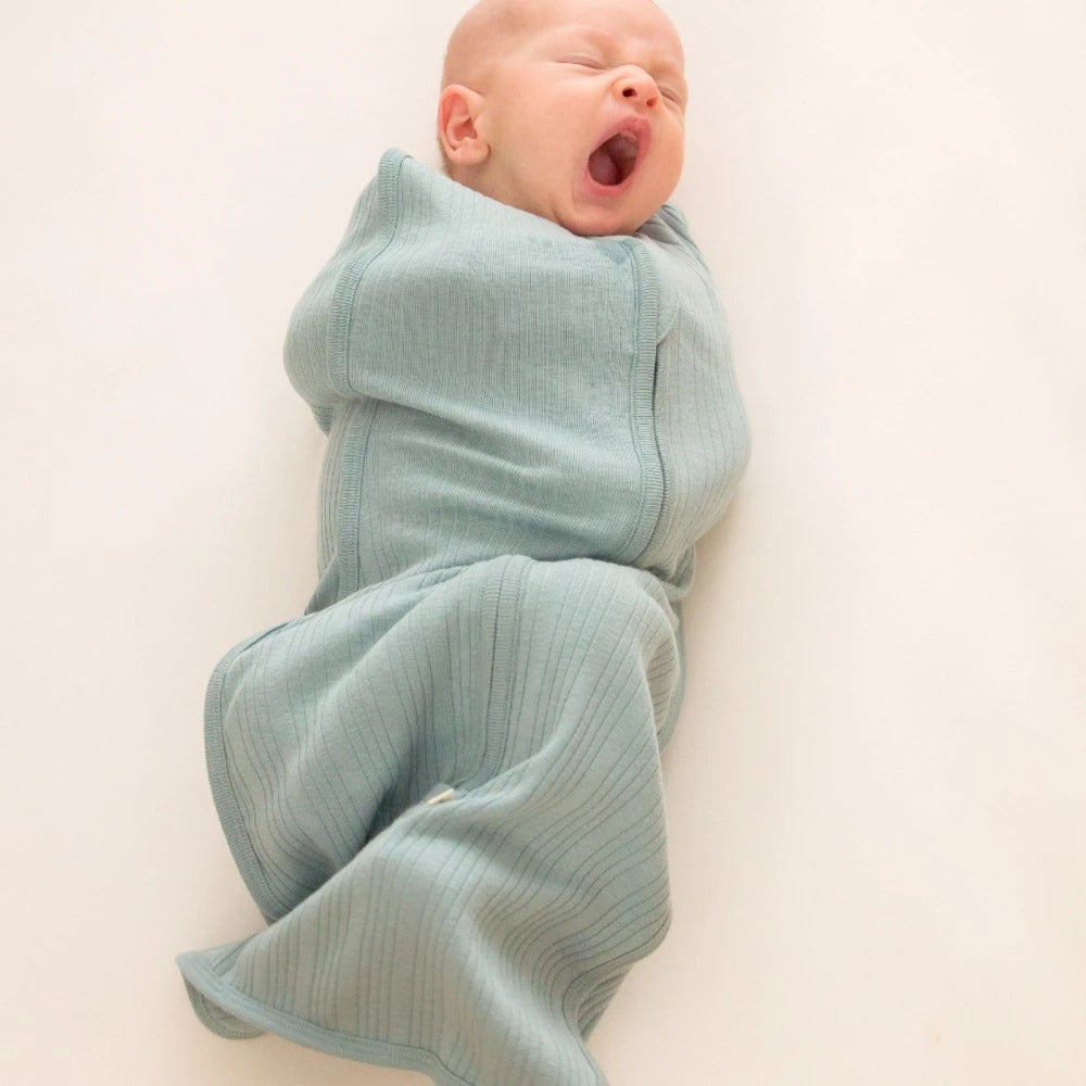 Woolbabe Organic Cotton/Merino Fitted Zip Swaddle