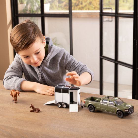 John Deere Horse Trailer Set