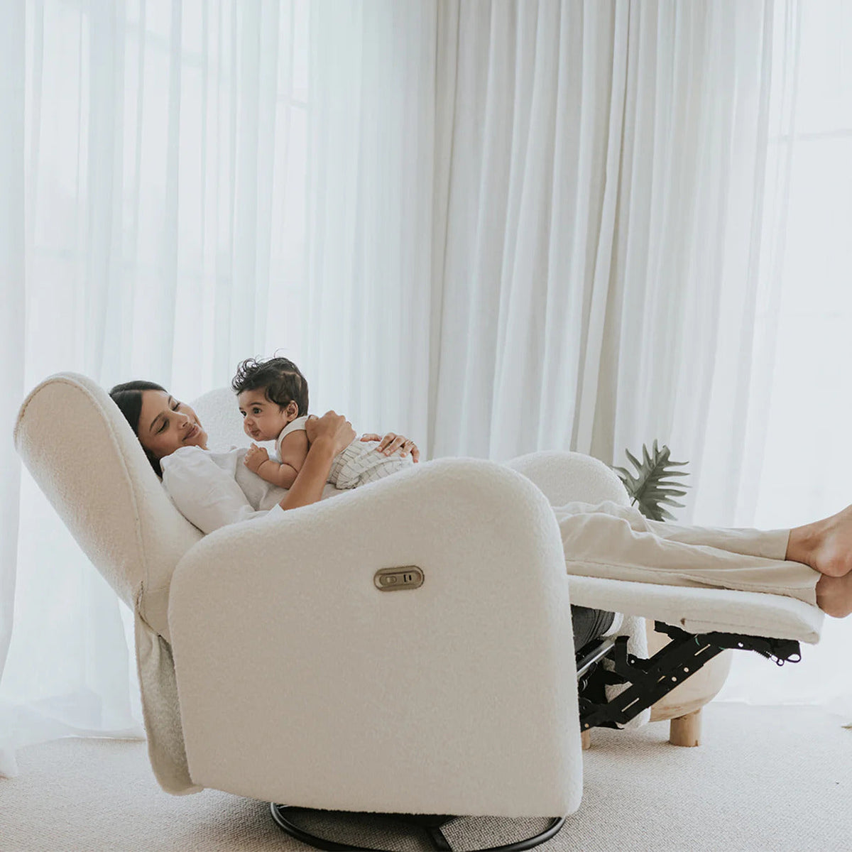 Babyrest Celeste Electric Nursery Chair – Baby On The Move