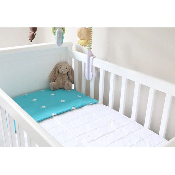 Brolly Sheets Quilted Cot Protector