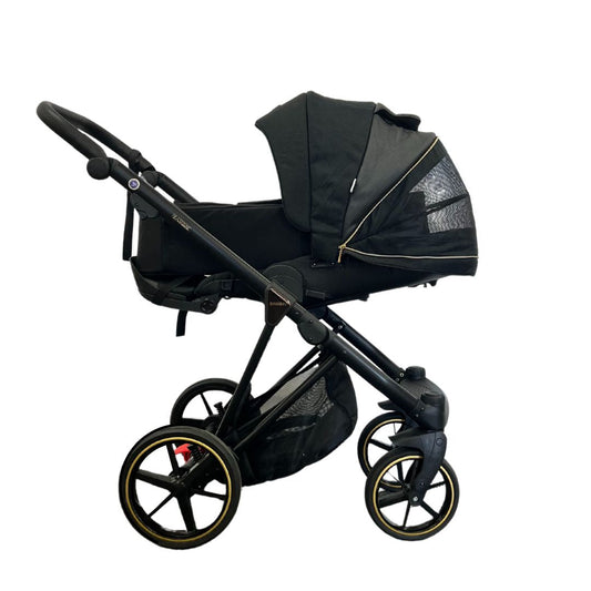 Bambini GENEVA Black On Black with Soft Bassinet