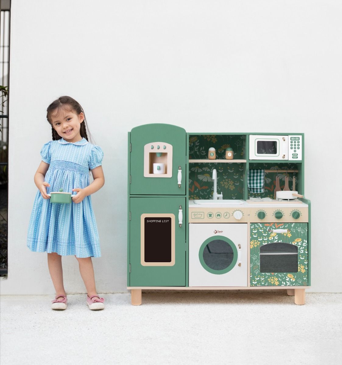 Classic World Vintage Kitchen