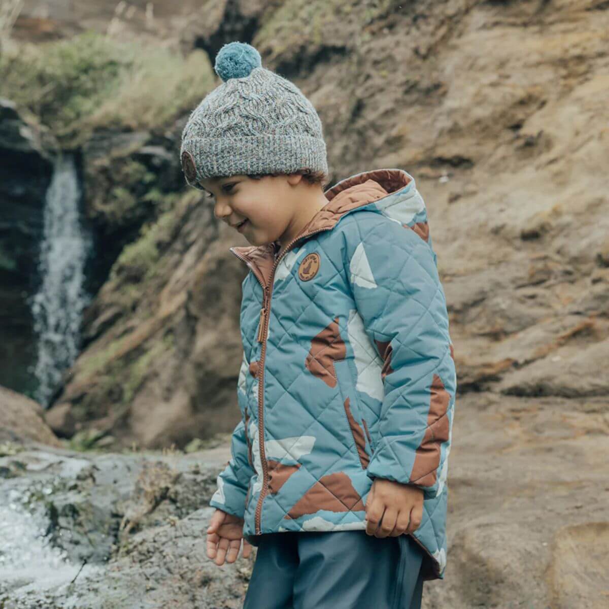 Crywolf Reversible Eco-Puffer Move Mountains
