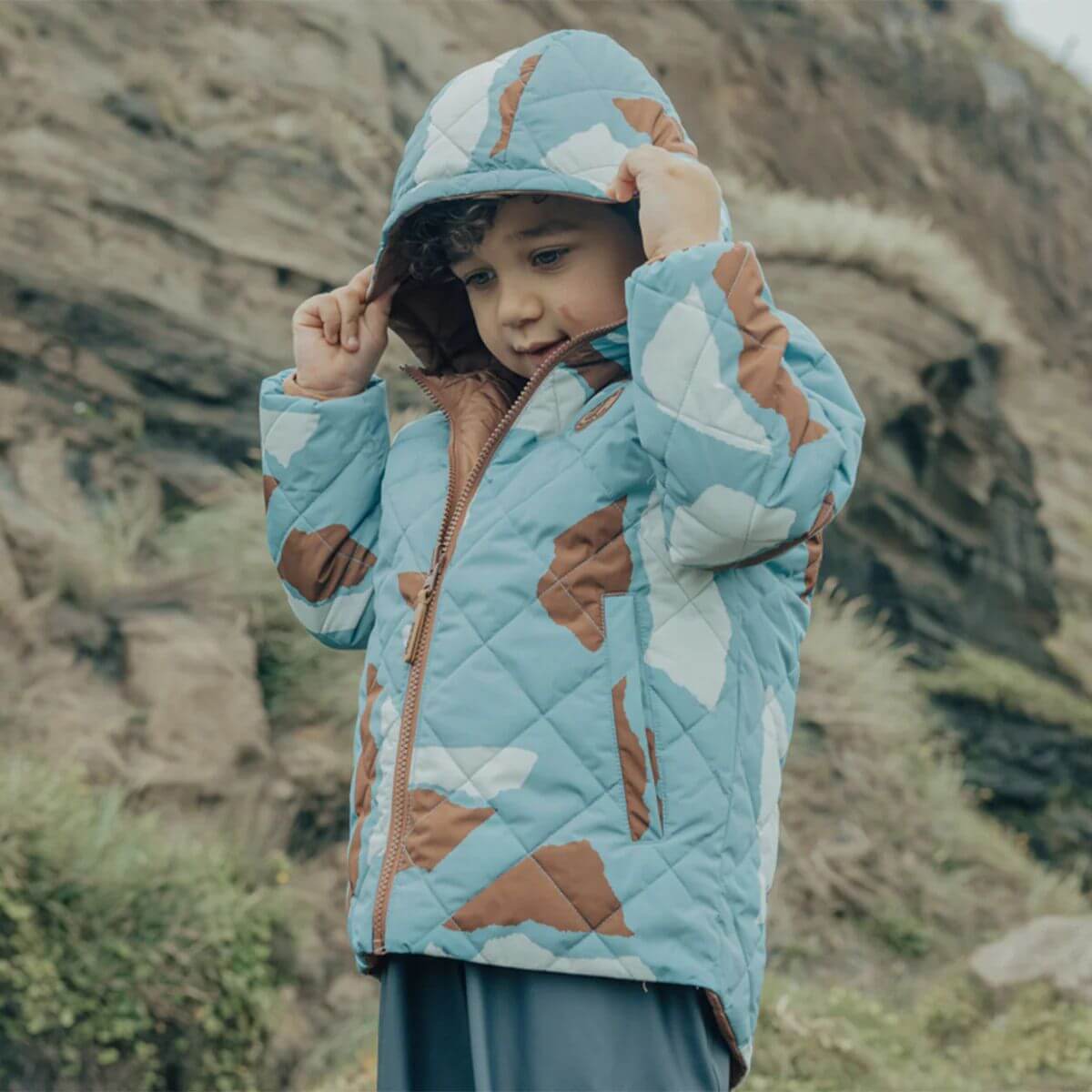 Crywolf Reversible Eco-Puffer Move Mountains