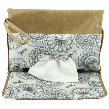 Isoki Windsor Change Mat Clutch