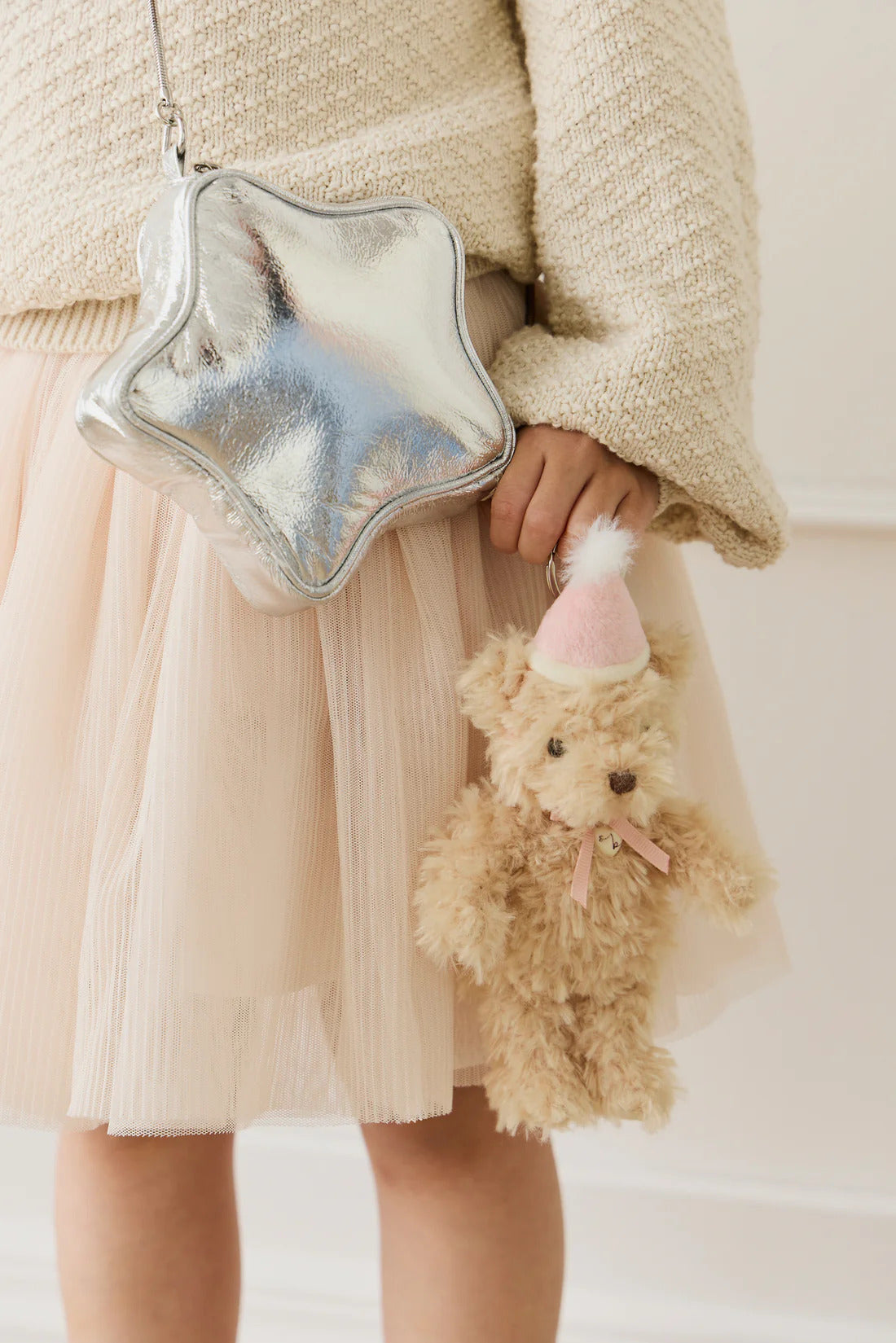 Snuggle Bunnies - Arthur Keyring