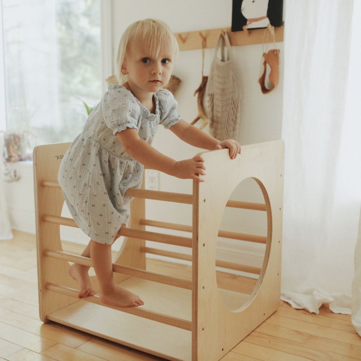 Kinderfeets Pikler Cube