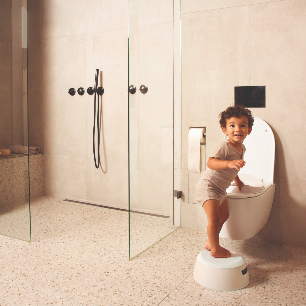 LUMA Toilet Seat