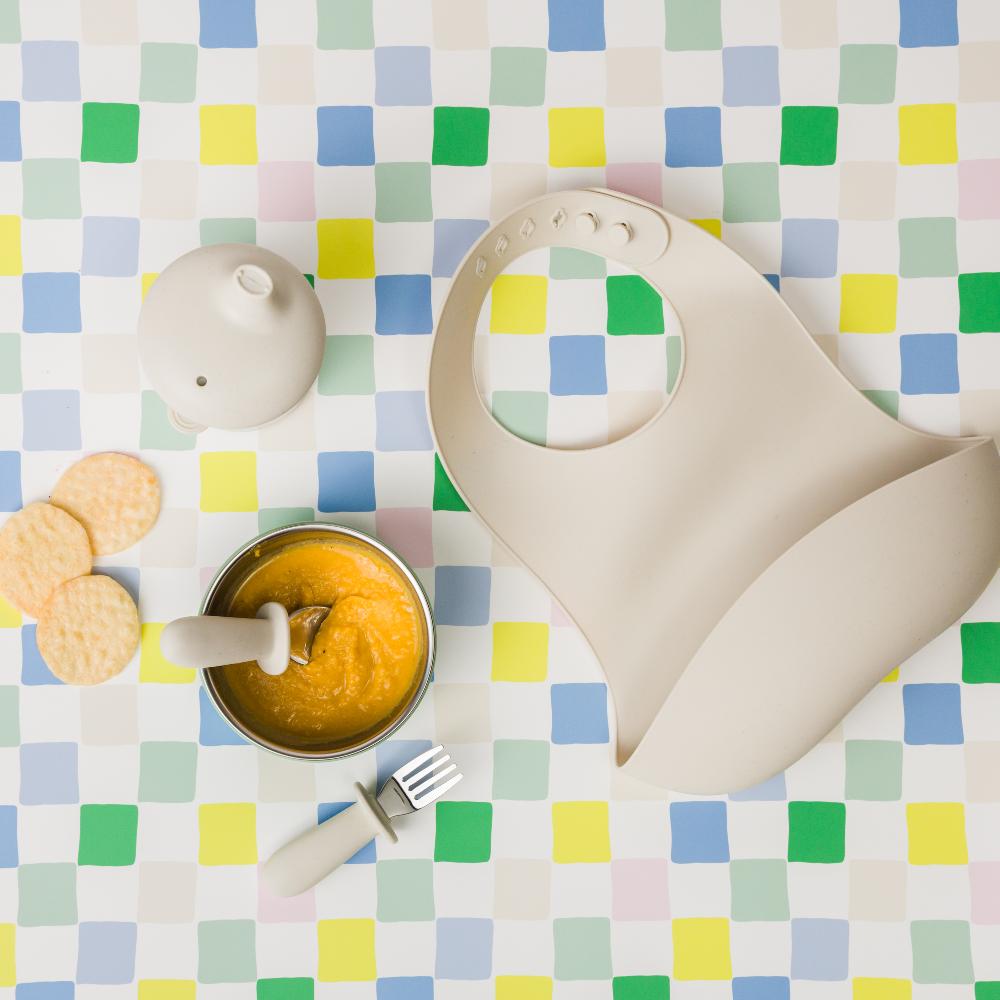 Nestling Silicone Bib