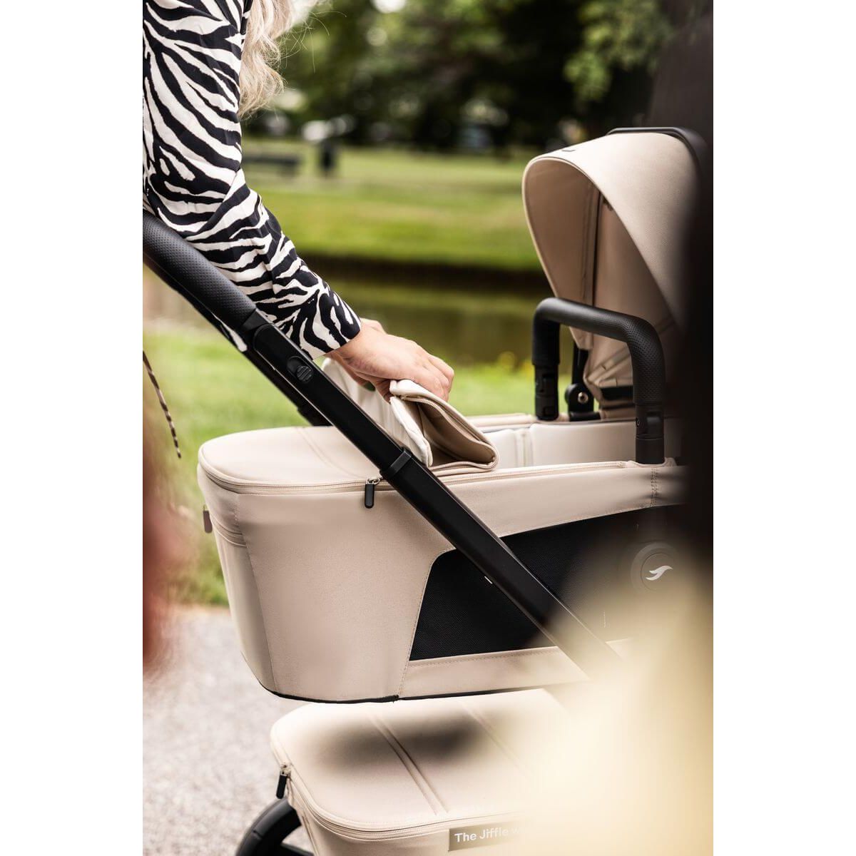 The Jiffle Wagon 6 in 1