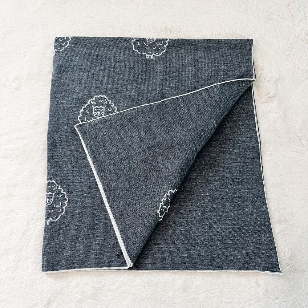 Baby On The Move Reversible Sheep Jacquard Merino Blanket 90 x 100 cm