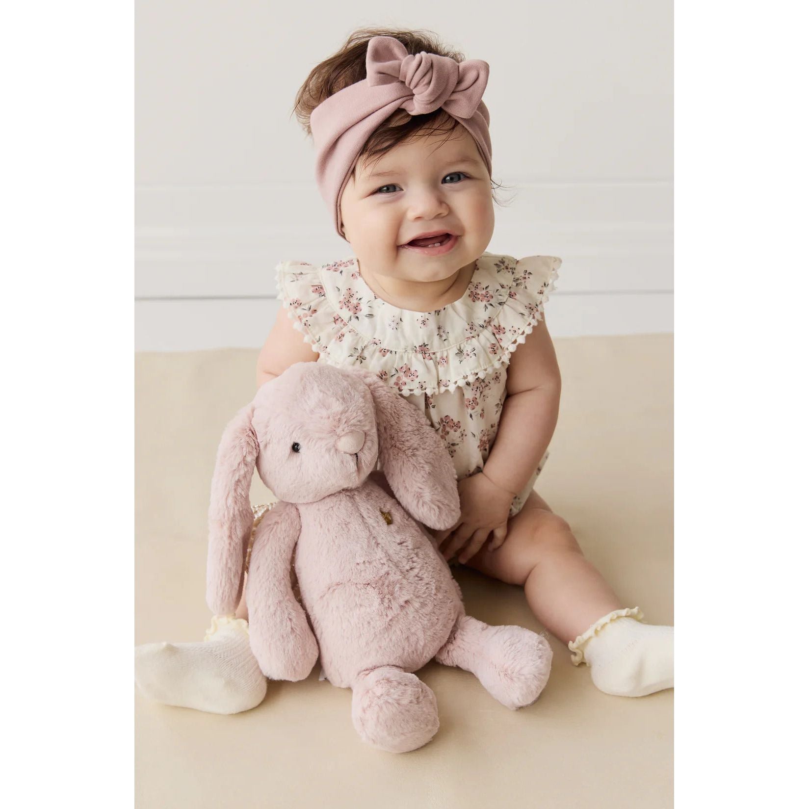 Snuggle Bunnies - Glitter Penelope