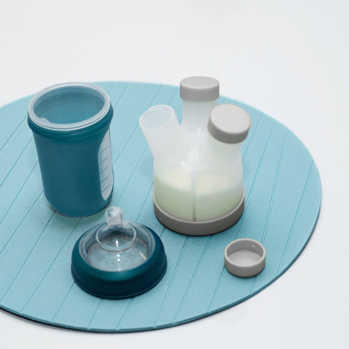 Boon Tripod Formula Dispenser