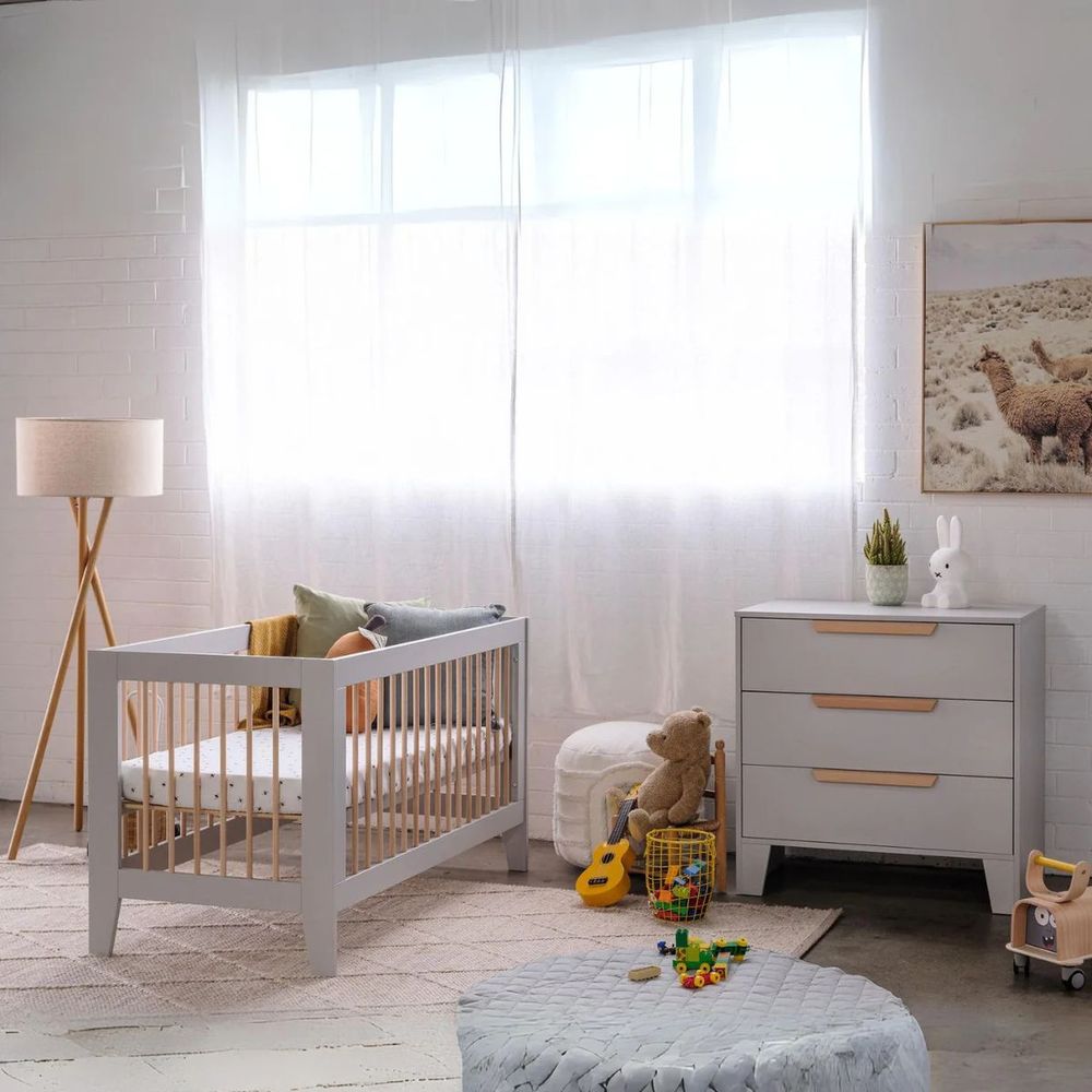 Babyrest Hague Cot Grey/Natural