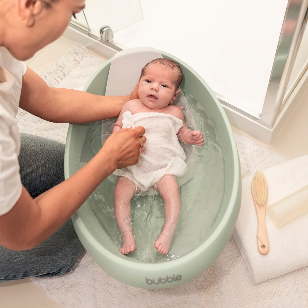 Bubble Cuddle Baby Bath with Newborn Support Insert