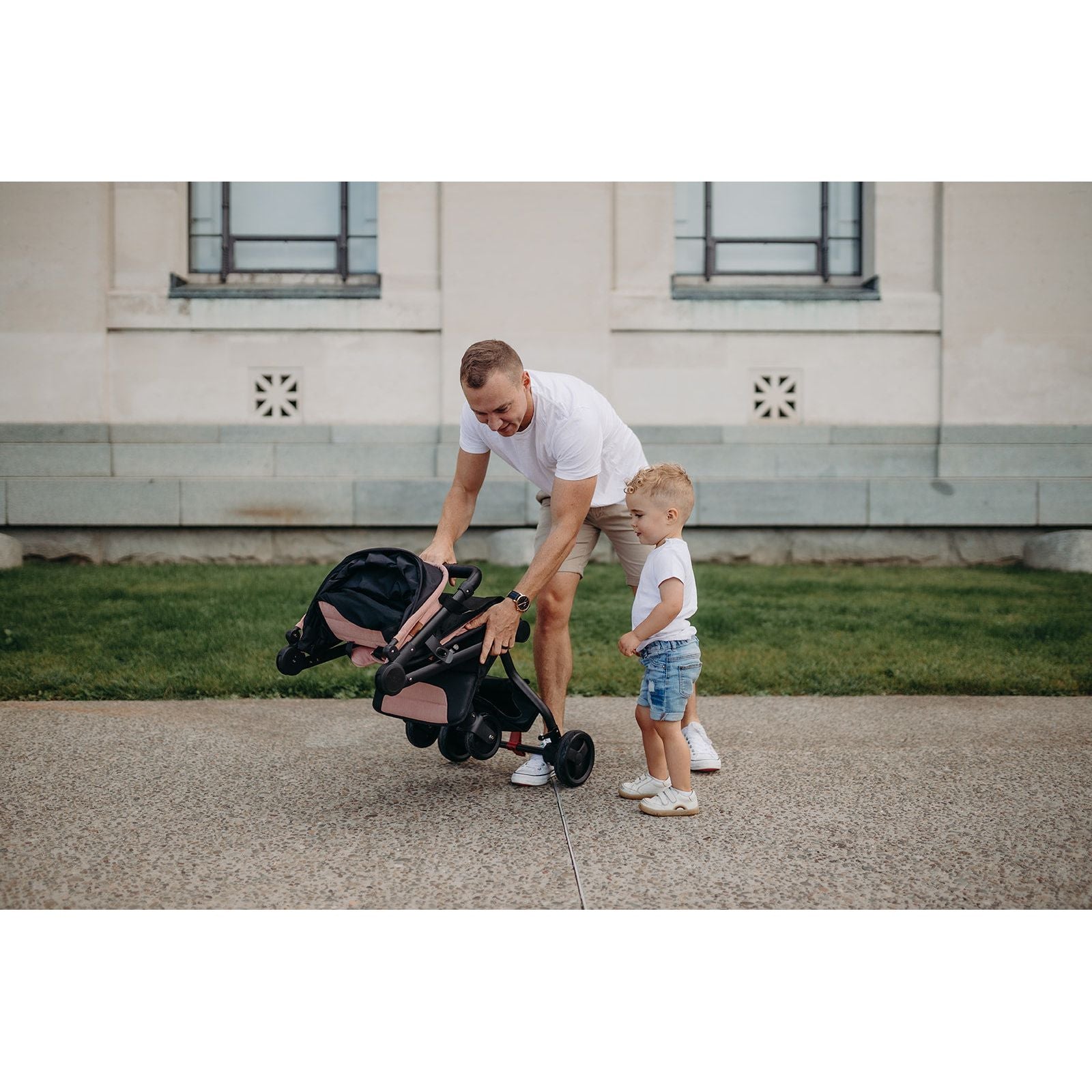 Edwards &amp; Co Otto Stroller