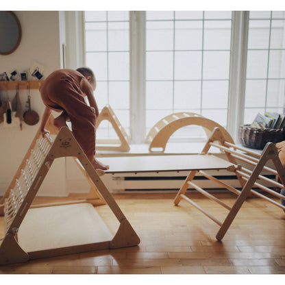 Kinderfeets Pikler Medium Triangle