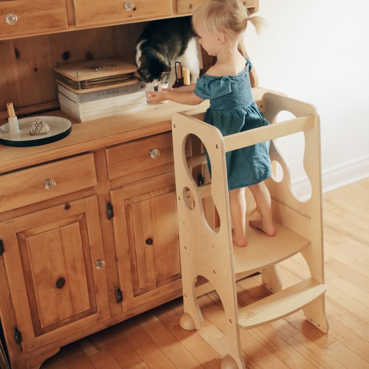 Kinderfeets Learning Tower