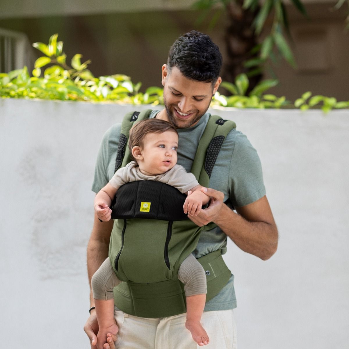 Lillebaby Complete All Seasons Baby Carrier
