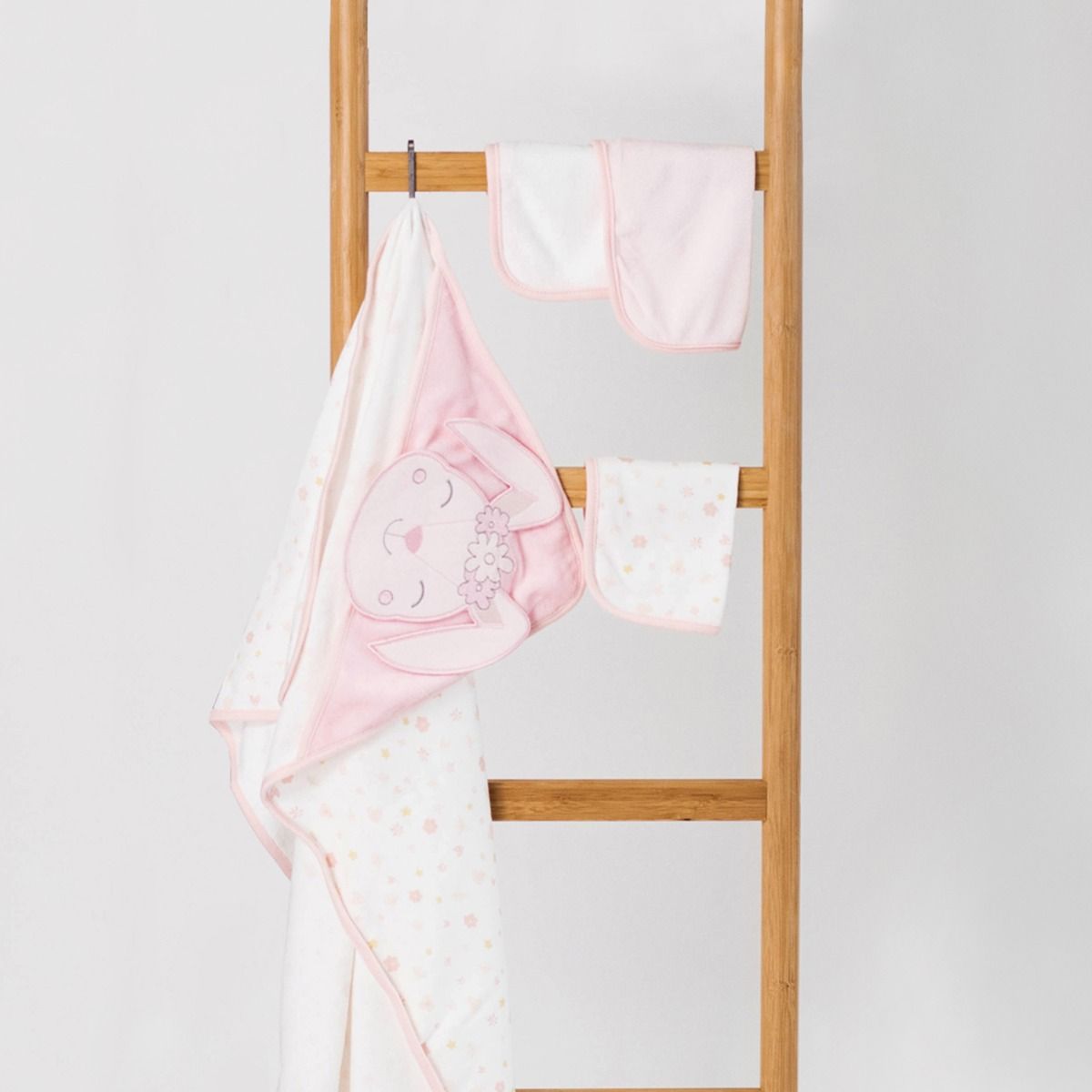 Little Linen Hooded Towel &amp; Washers