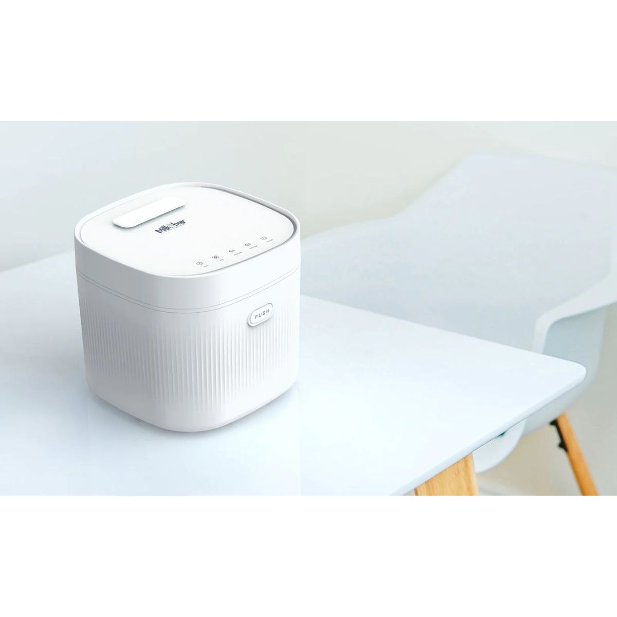 Milkbar UV/LED Steriliser &amp; Dryer 8L