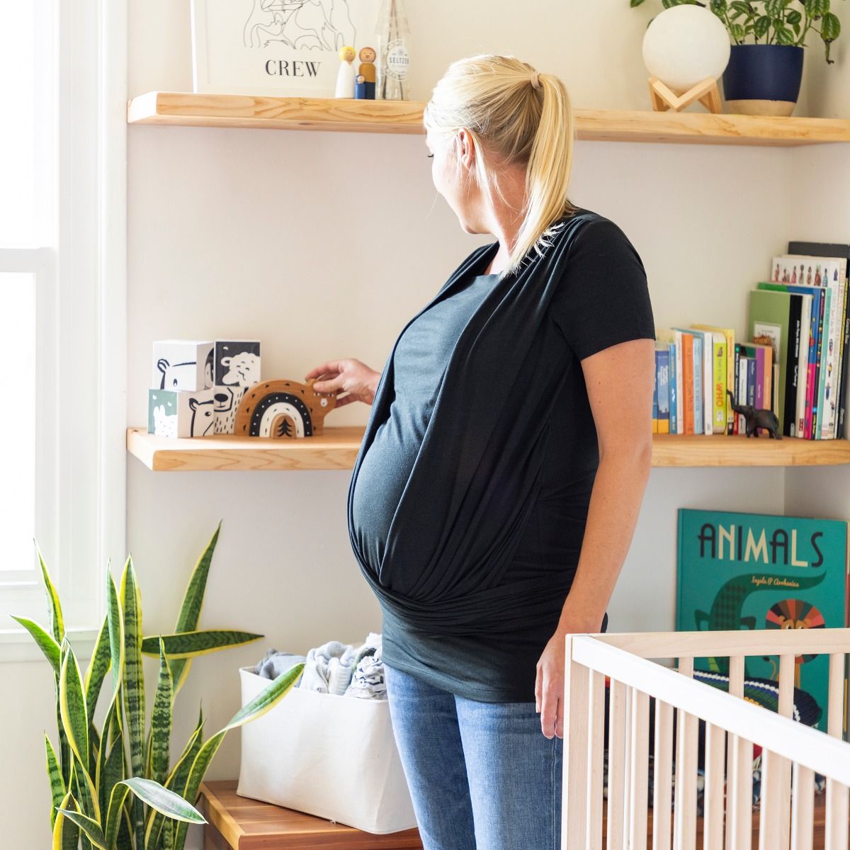 Moby Bump &amp; Beyond Tshirt Wrap - Black