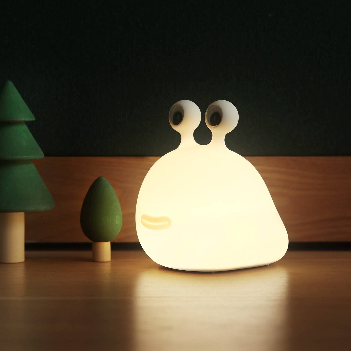 Eggy &amp; Friends Momo Moon Nightlight