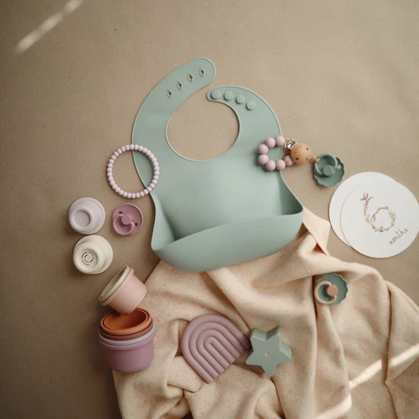 Mushie Silicone Bib