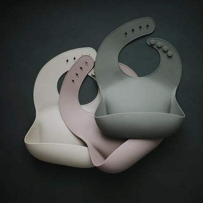 Mushie Silicone Bib