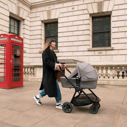 Nuna LYTL Carry Cot with Rain Cover - Caviar