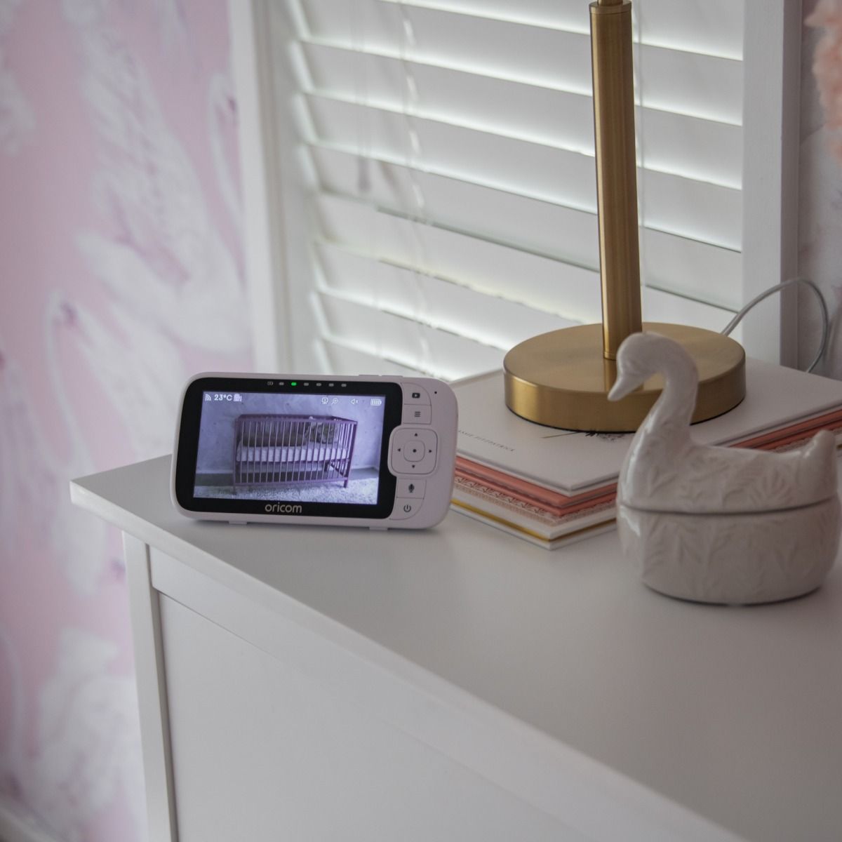 Oricom Skyview AI 5" Smart HD Baby Monitor with Cot Stand