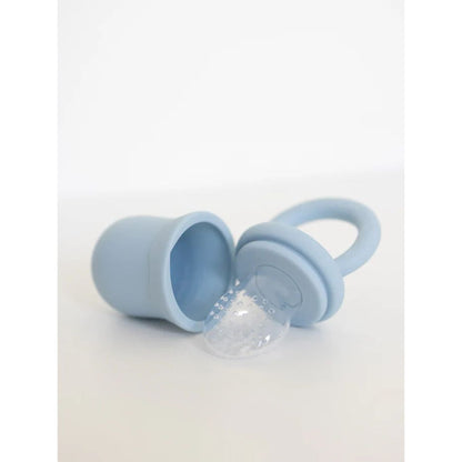 Petite Eats First Tastes Feeder