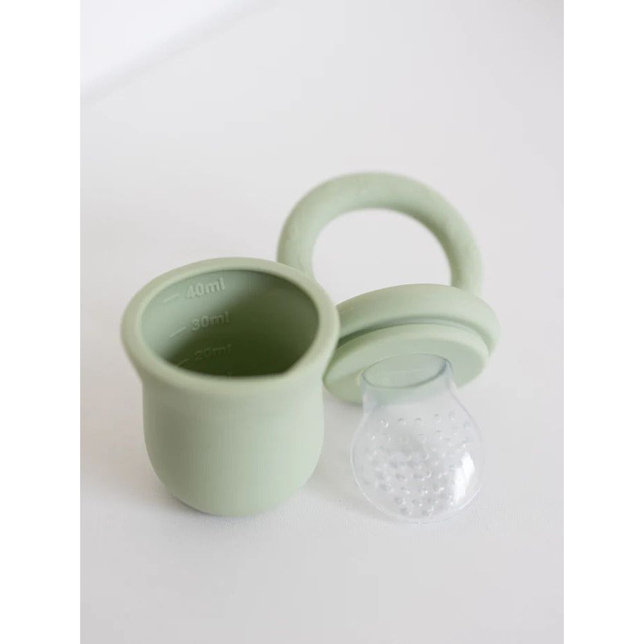 Petite Eats First Tastes Feeder