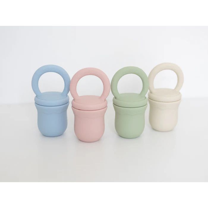 Petite Eats First Tastes Feeder