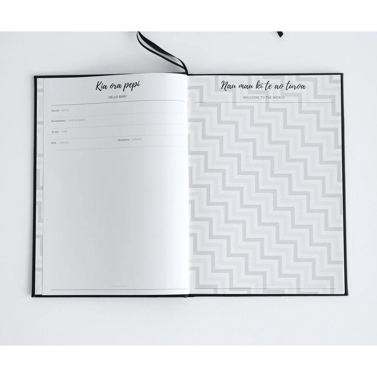 Tuhono Design Puka Pepi - Baby Book