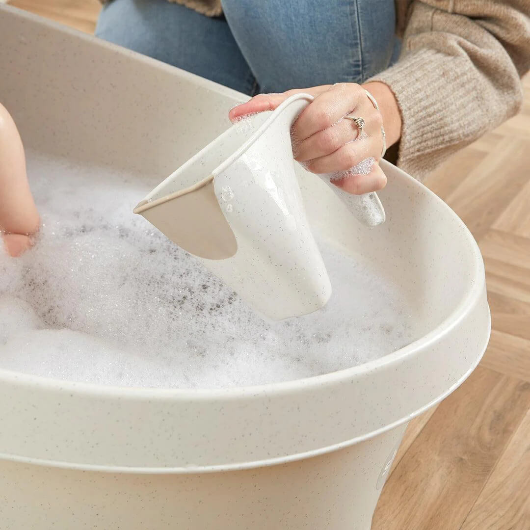 Shnuggle Washy Rinsing Bath Jug