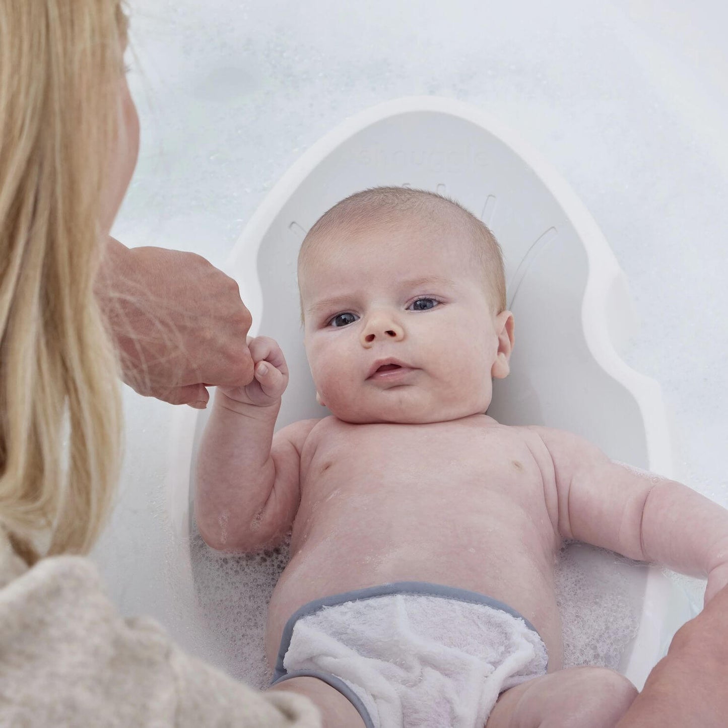 Shnuggle Newborn Baby Bath Support