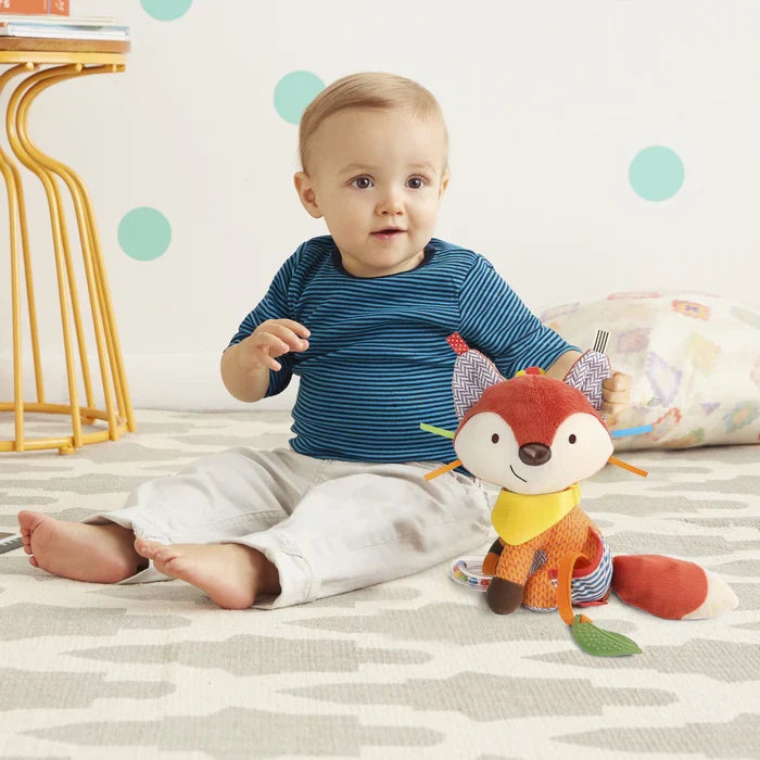 Skip Hop Bandana Buddies Activity Toy