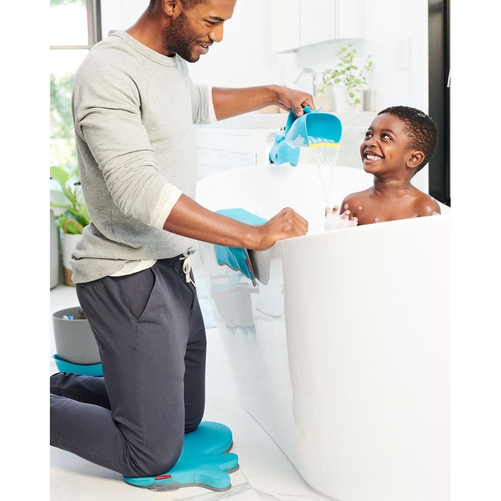 Skip Hop Moby Waterfall Rinser