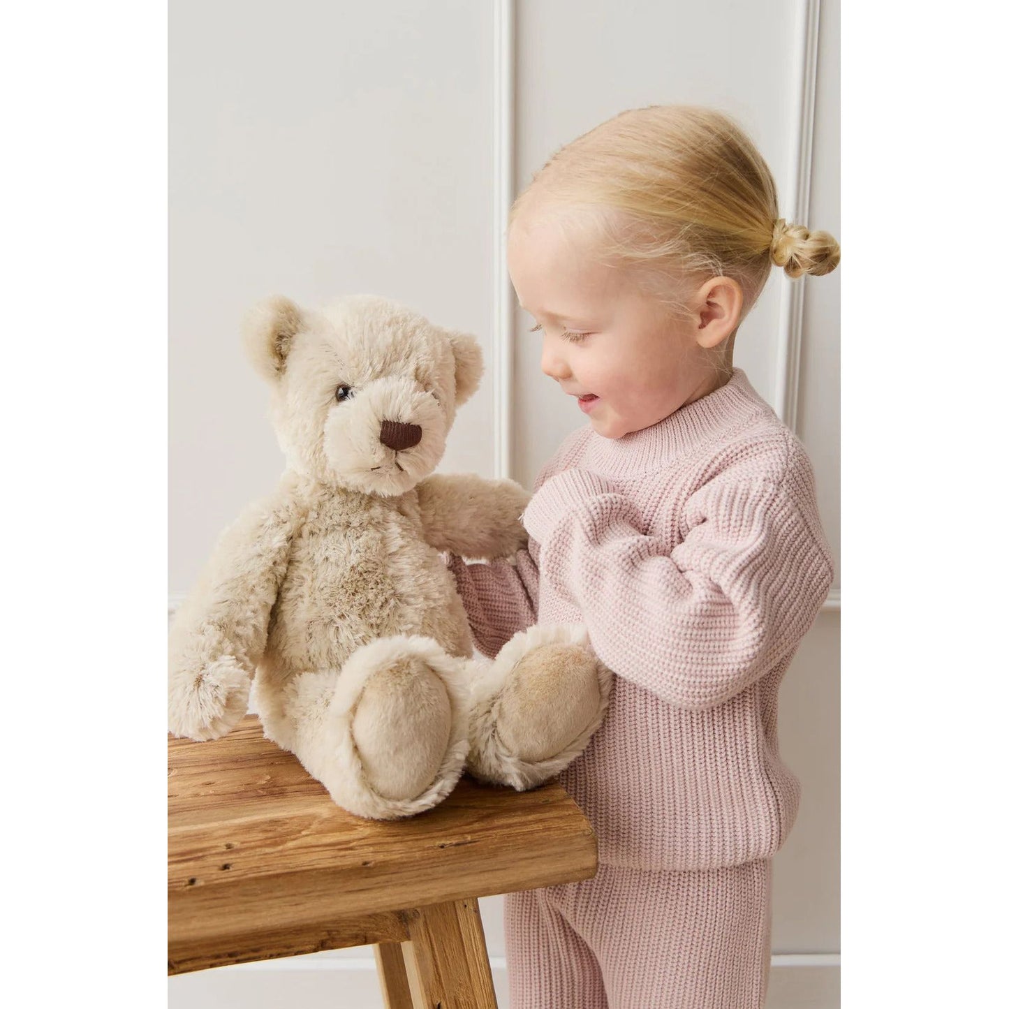Snuggle Bunnies - Theo The Bear