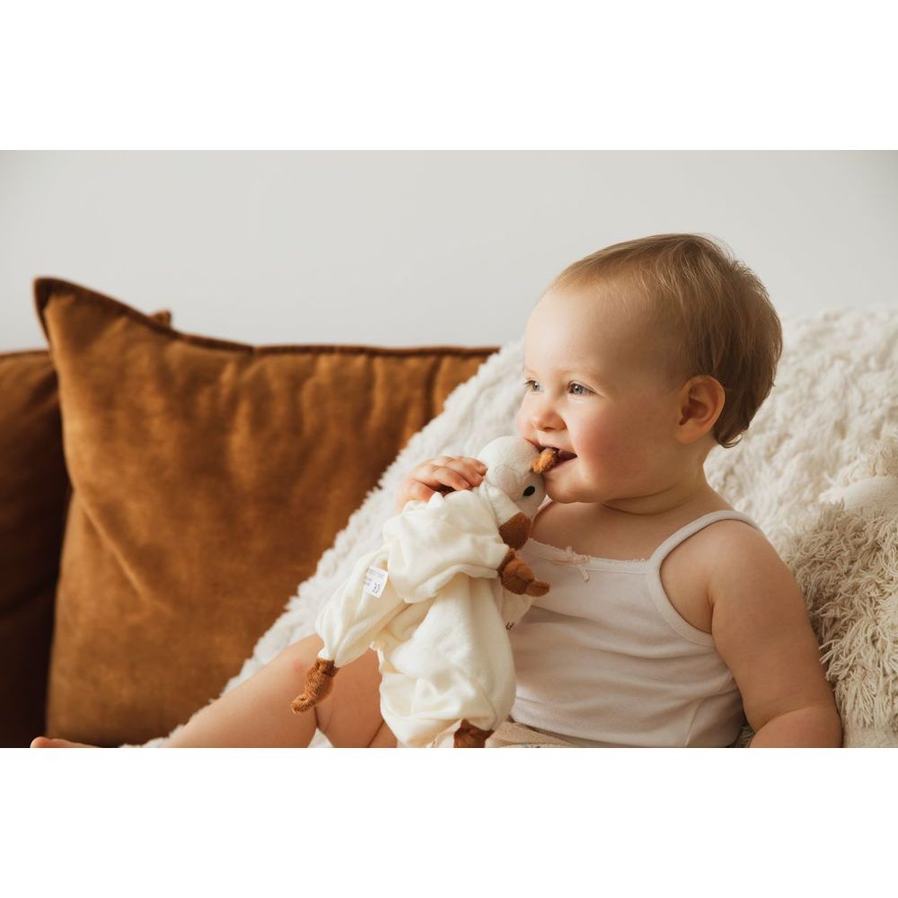 Sophie La Girafe Comforter with Soother Holder