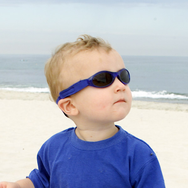Banz Bubzee Sunglasses - protect your baby's eyes from the sun | Sling Spot